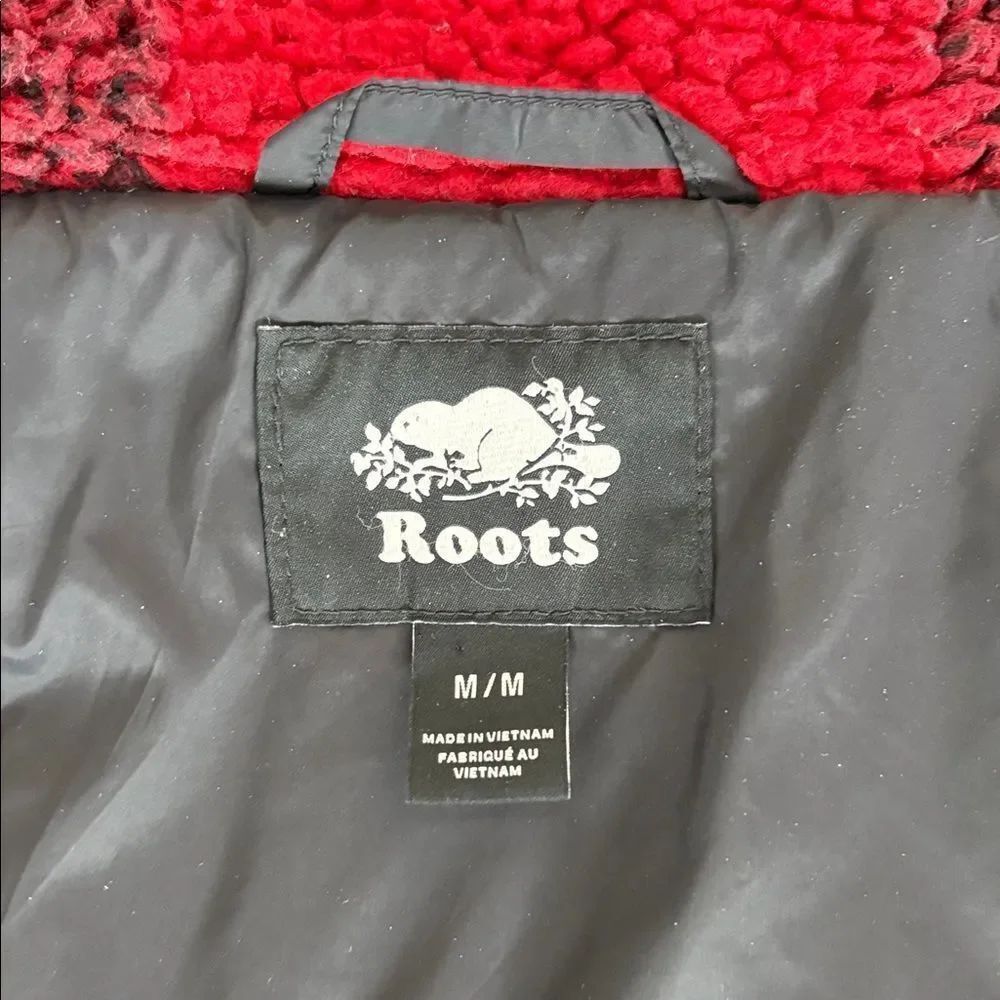 Roots Buffalo Plaid Sherpa Jacket – Red & Black – Size M - Picture 13 of 17